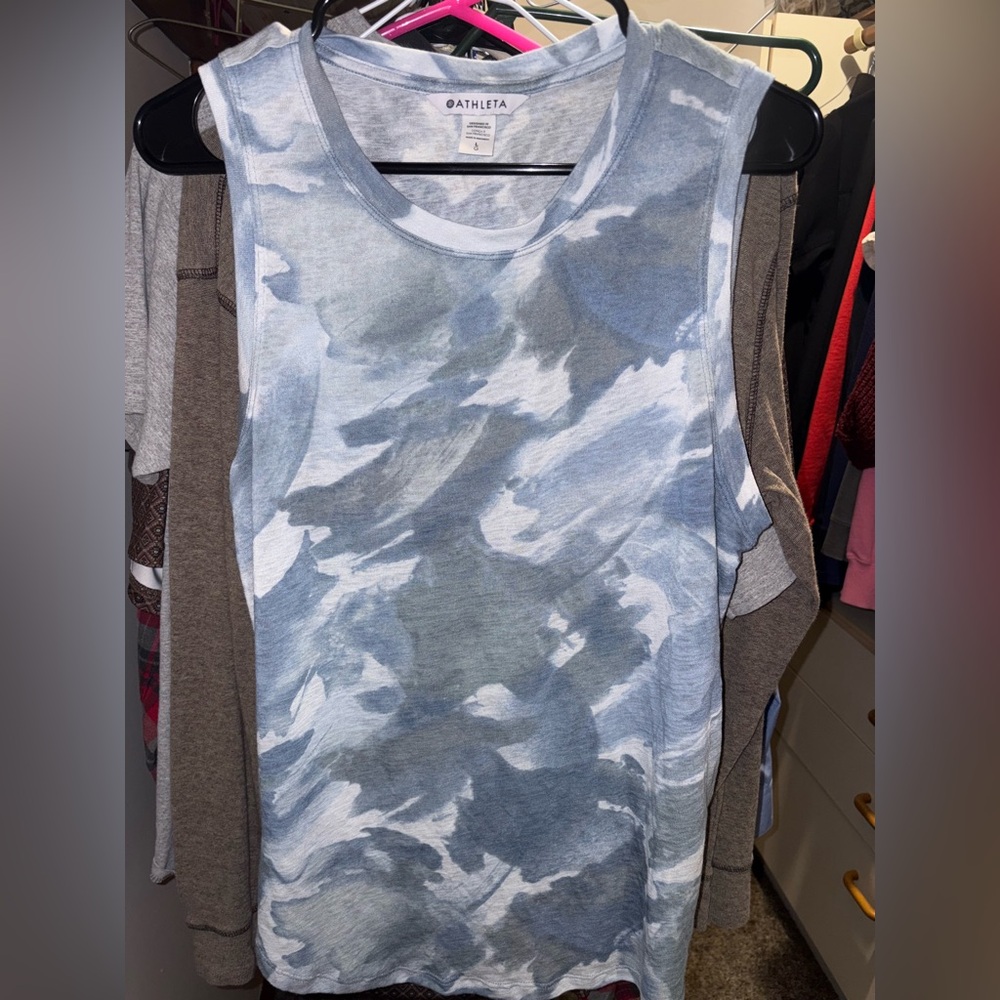 Athleta Blue and Gray Patterned Tank Top